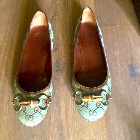 Authentic Gucci Horsebit Classic Ballet Flats w/original box if no price bargain - Picture 2 of 5